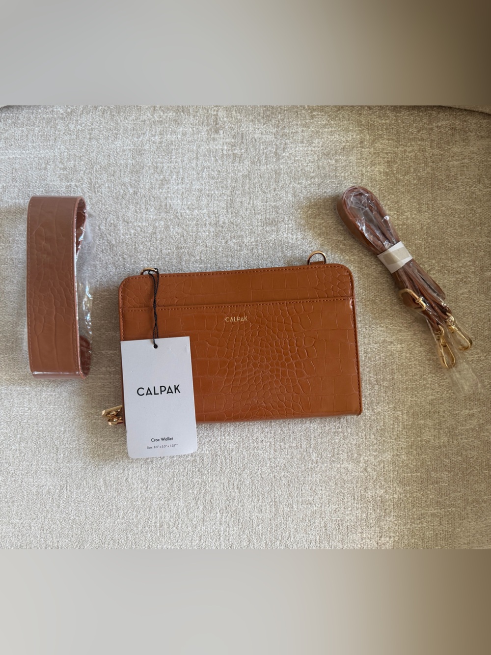 NWT Calpak Croc Travel Wallet Crossbody Bag Cognac Brown
